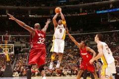 火箭队迎杜兰特加盟，控卫空缺新赛季季后赛前景堪忧