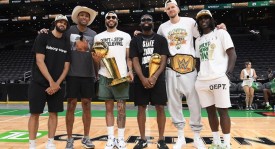 2027年NBA雄鹿队字母哥+约基奇组合，自由市场内线升级冲击冠军